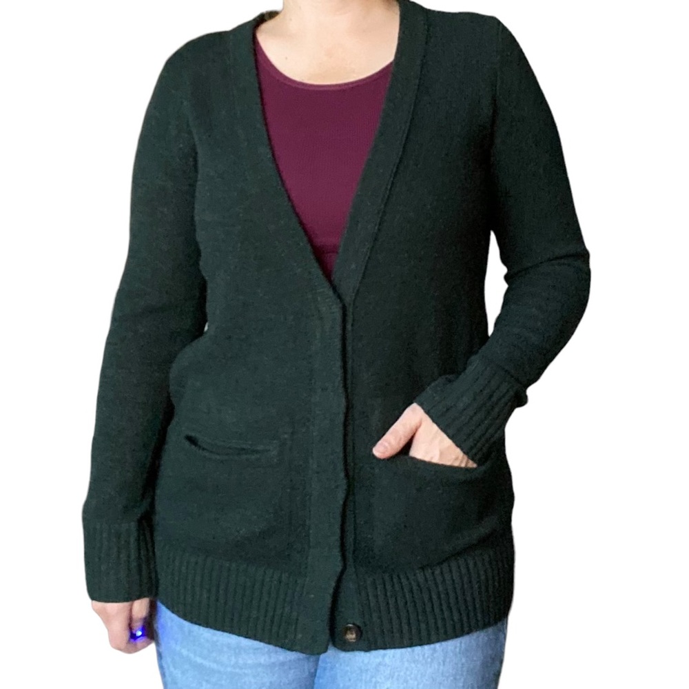 Madewell hidden button cardigan, Size S, 100% merino wool